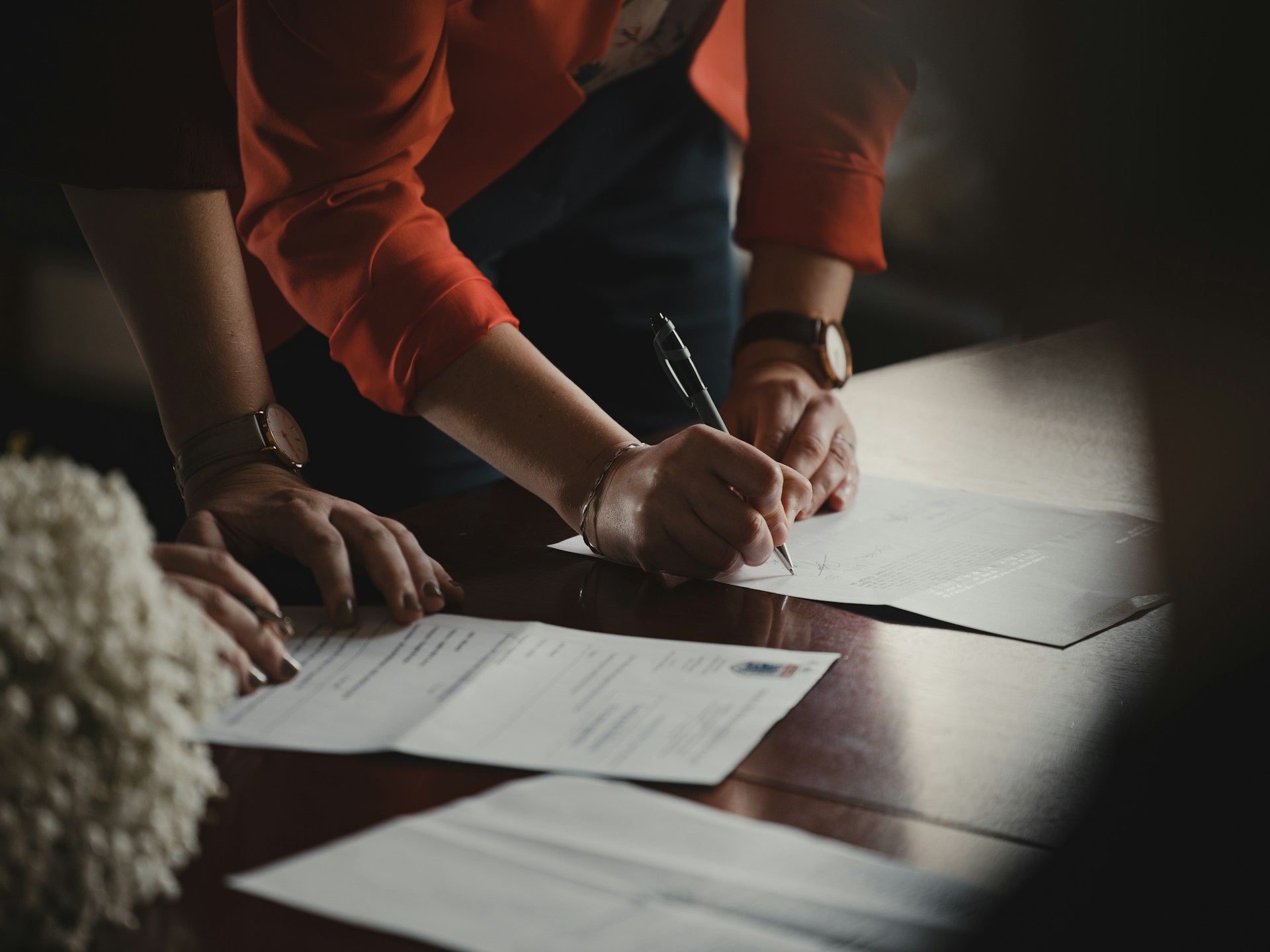 Red Flags in Employment Contracts Red Flags in Employment Contracts